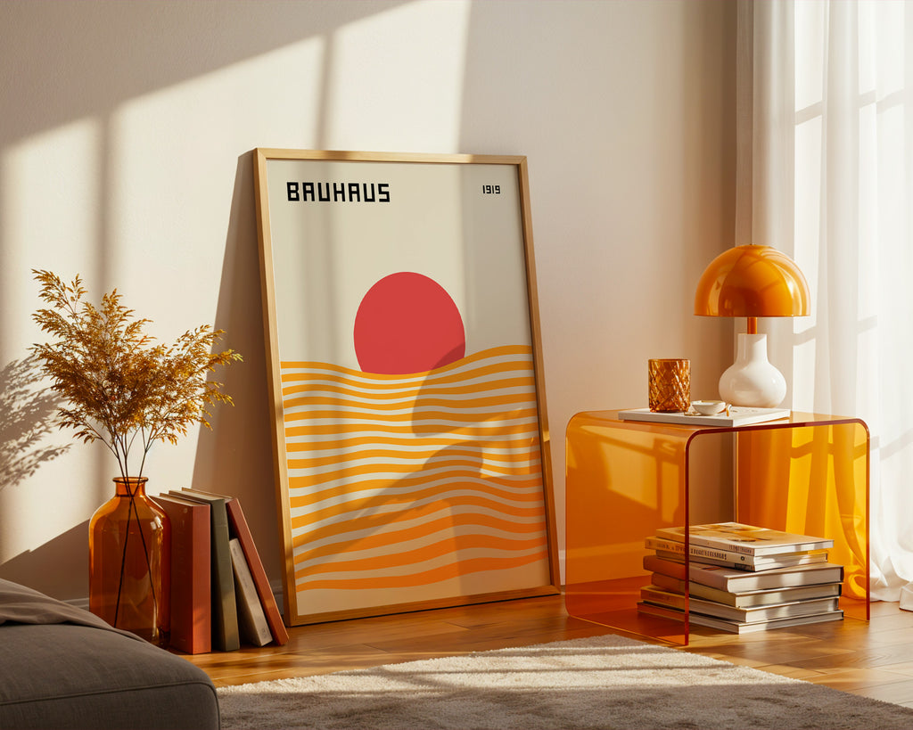 Bauhaus Poster Formen in Bewegung gerahmt im Wohnzimmer
