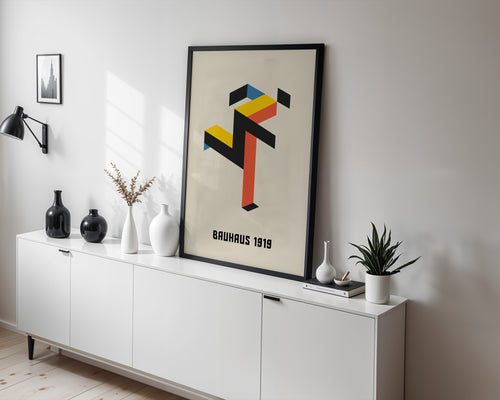 Bauhaus Poster Running Man gerahmt im Arbeitszimmer