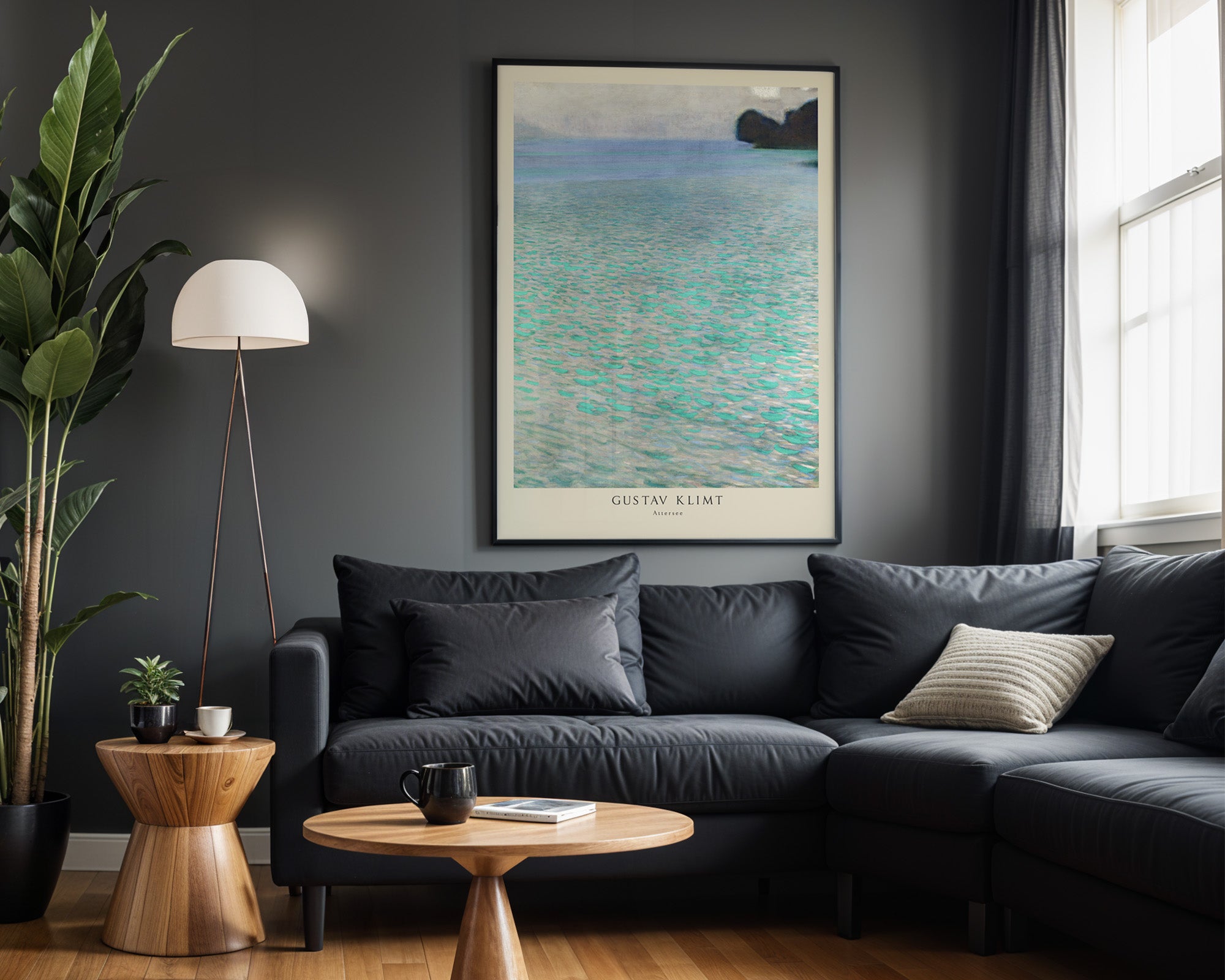Klimt Attersee Poster gerahmt im Wohnzimmer