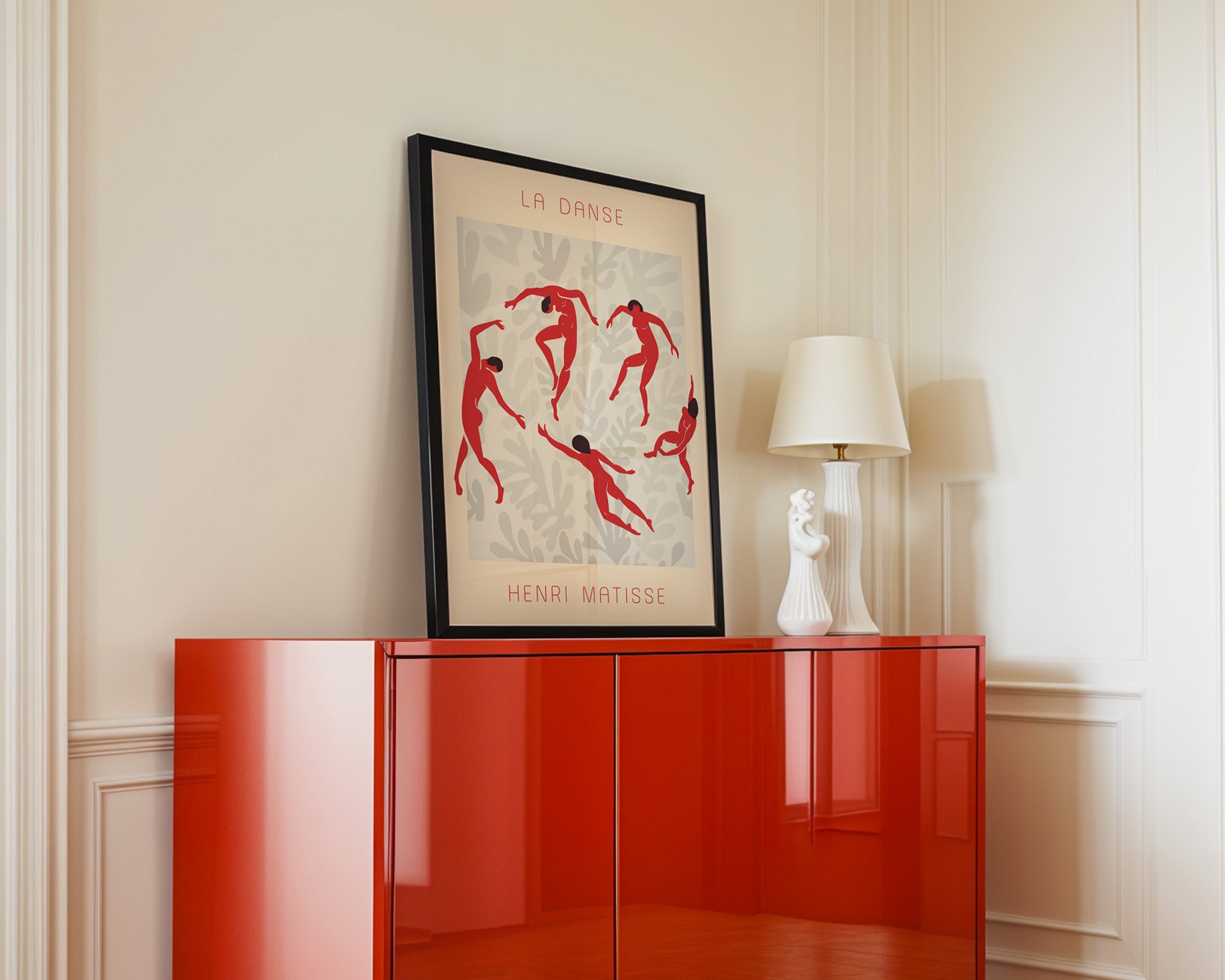 Matisse La Danse Poster gerahmt im Wohnzimmer