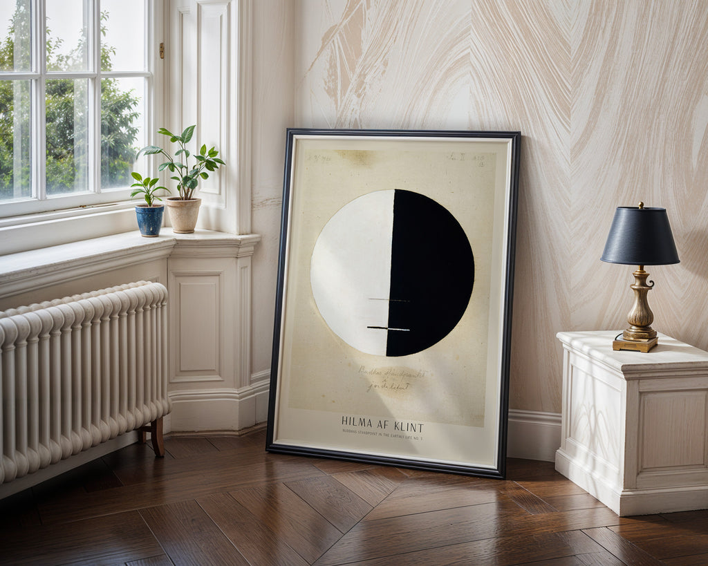 Minimalistisches Hilma af Klint Poster gerahmt im Schlafzimmer