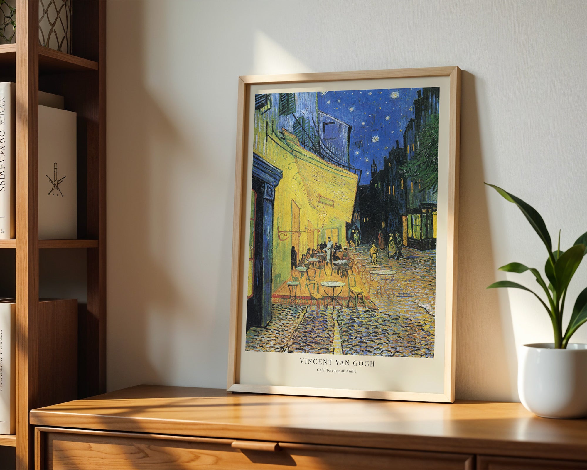 Van Gogh Caféterrasse Poster gerahmt in der Küche